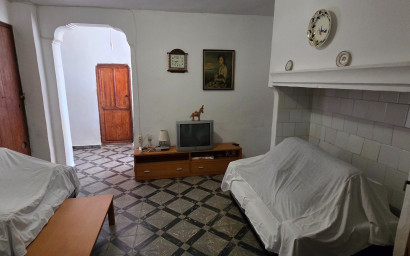 Revente - Maison de campagne -
Yecla