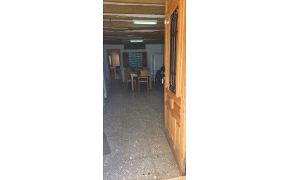 Revente - Maison de campagne -
Yecla