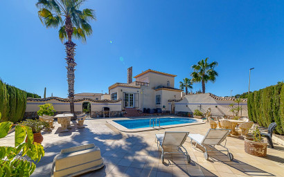 Revente - Villa -
Orihuela Costa - Costa Blanca
