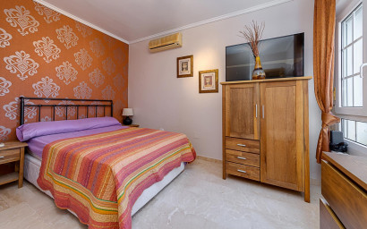 Revente - Villa -
Orihuela Costa - Costa Blanca
