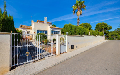 Revente - Villa -
Orihuela Costa - Costa Blanca