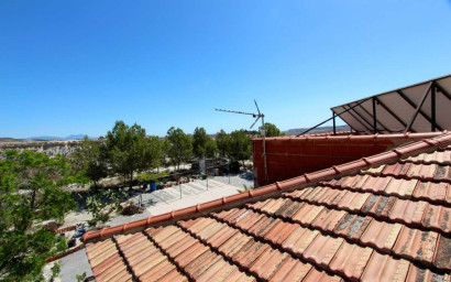 Revente - Villa -
Albudeite - Inland