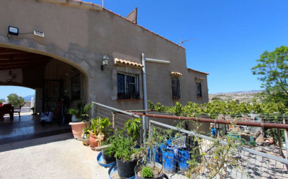 Revente - Villa -
Albudeite - Inland