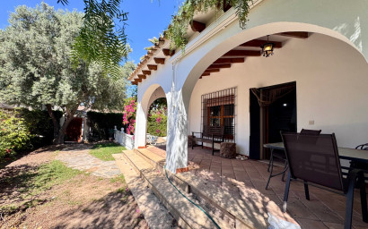 Revente - Villa -
Orihuela Costa - Costa Blanca