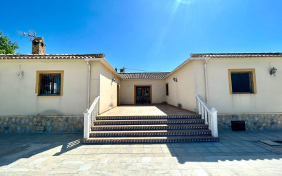 Revente - Villa -
Catral - Costa Blanca