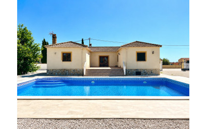 Revente - Villa -
Catral - Costa Blanca