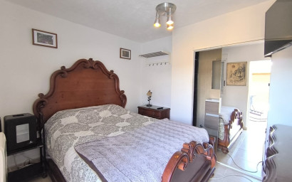 Herverkoop - Villa -
Villena - Inland
