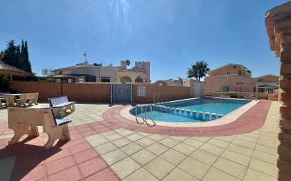Revente - Villa -
Orihuela Costa - Los Almendros-la Florida