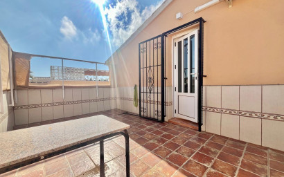 Revente - Villa -
Orihuela Costa - Los Almendros-la Florida