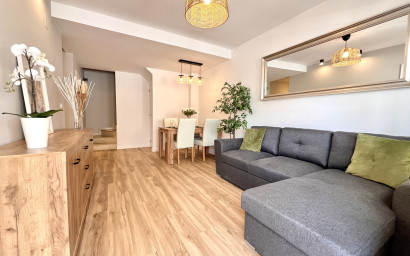 Herverkoop - Herenhuis -
Torrevieja - Costa Blanca