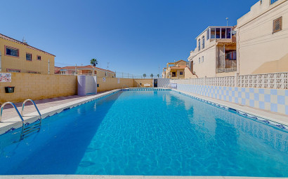 Herverkoop - Bungalow -
Torrevieja - La Siesta - El Salado - Torreta