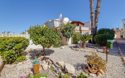 Herverkoop - Bungalow -
Torrevieja - La Siesta - El Salado - Torreta