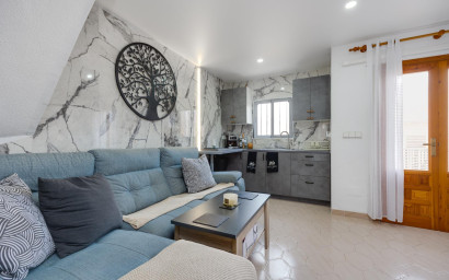 Herverkoop - Bungalow -
Torrevieja - La Siesta - El Salado - Torreta