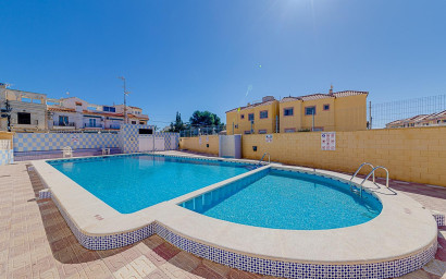 Herverkoop - Bungalow -
Torrevieja - La Siesta - El Salado - Torreta