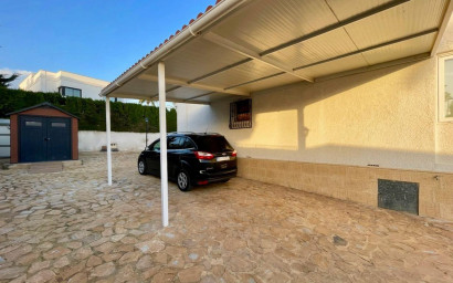 Resale - Villa -
Benidorm - Urbanizaciones