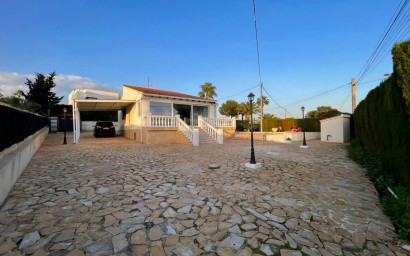 Resale - Villa -
Benidorm - Urbanizaciones