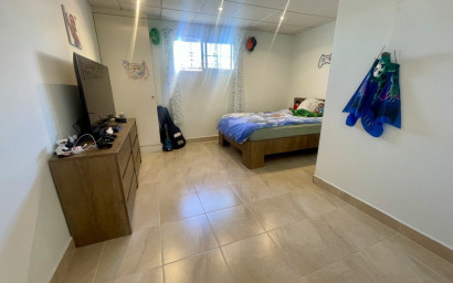 Revente - Villa -
Urb. La Marina - Inland