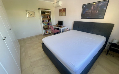 Revente - Villa -
Urb. La Marina - Inland