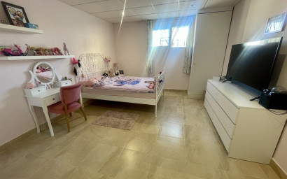 Revente - Villa -
Urb. La Marina - Inland