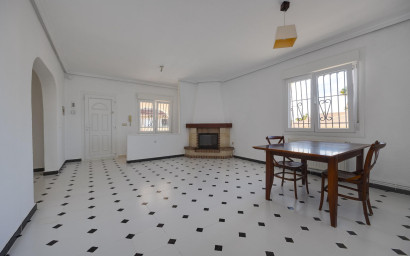 Revente - Villa -
Torrevieja - La Siesta - El Salado - Torreta