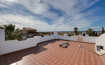 Revente - Villa -
Torrevieja - La Siesta - El Salado - Torreta