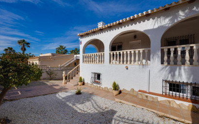 Revente - Villa -
Torrevieja - La Siesta - El Salado - Torreta