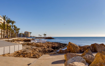 Resale - Apartment -
Torrevieja - Centro