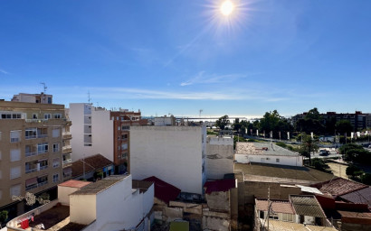 Herverkoop - Plat -
Torrevieja - Costa Blanca