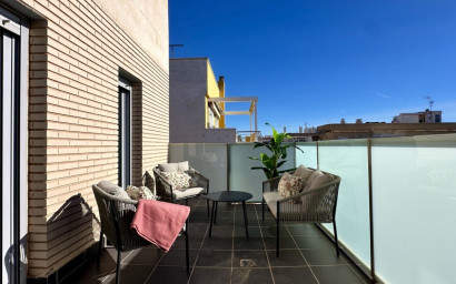Herverkoop - Plat -
Torrevieja - Costa Blanca