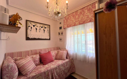 Revente - Bungalow -
Torrevieja - Aguas Nuevas