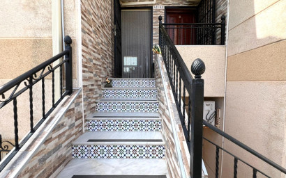 Revente - Bungalow -
Torrevieja - Aguas Nuevas
