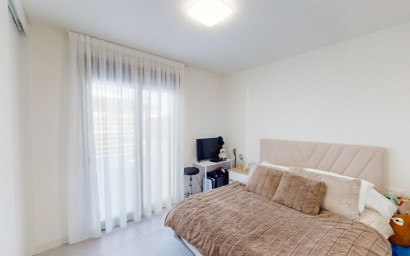 Revente - Villa -
Roldan - Inland