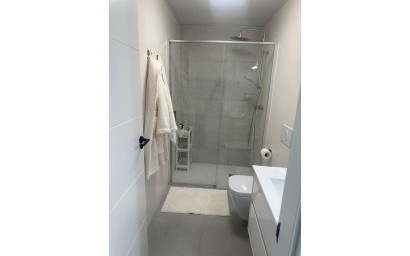 Revente - Villa -
Roldan - Inland
