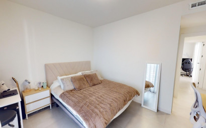 Revente - Villa -
Roldan - Inland