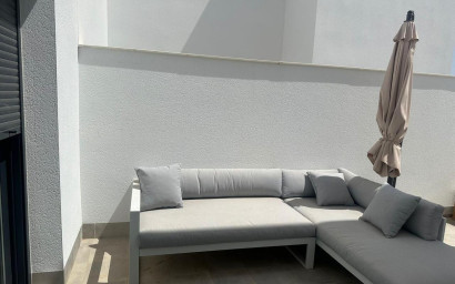 Revente - Villa -
Roldan - Inland