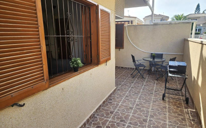 Resale - Bungalow -
Orihuela Costa - Playa Flamenca