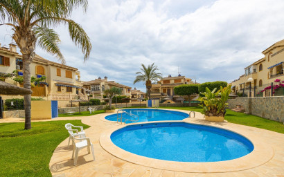 Revente - Bungalow -
Torrevieja - Torre La Mata
