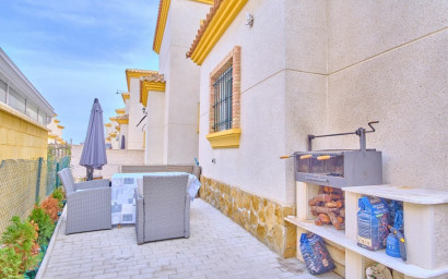 Revente - Villa -
Los Montesinos - Costa Blanca