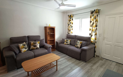 Revente - Villa -
Rojales - Inland