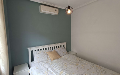 Revente - Villa -
Rojales - Inland