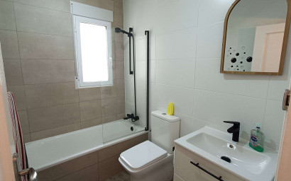 Revente - Villa -
Rojales - Inland