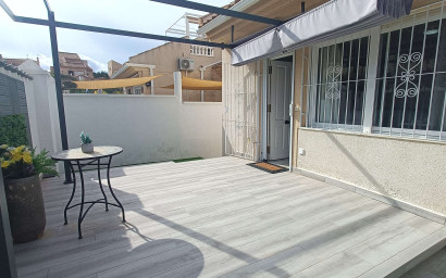 Revente - Villa -
Rojales - Inland
