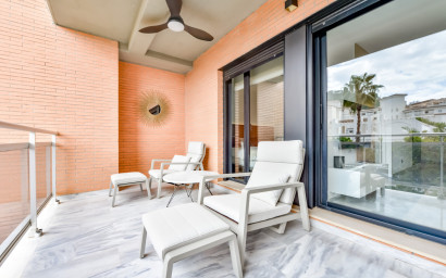 Revente - Appartement -
Villajoyosa - La Cala