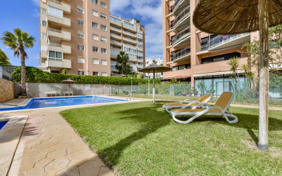 Revente - Appartement -
Villajoyosa - La Cala