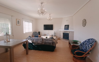 Revente - Villa -
Avileses - Inland