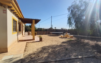 Revente - Villa -
Avileses - Inland