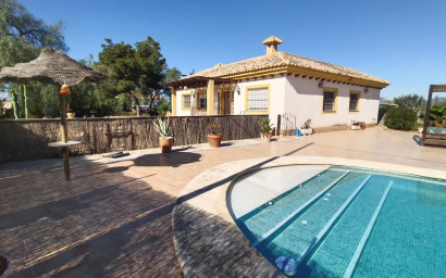 Revente - Villa -
Avileses - Inland