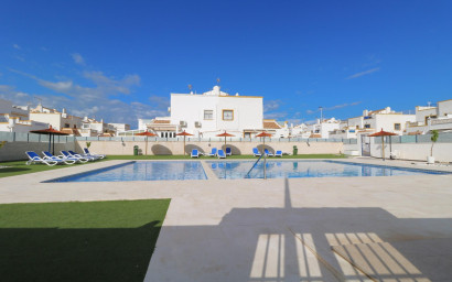 Herverkoop - Herenhuis -
Torrevieja - Carrefour