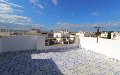 Herverkoop - Herenhuis -
Torrevieja - Carrefour