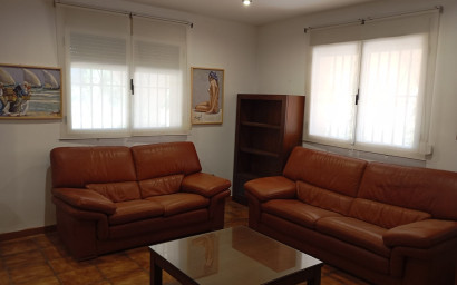 Revente - Villa -
Yecla - Inland